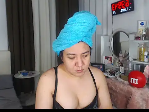 stellahugeX online show from July 2026 10:41:01 AM