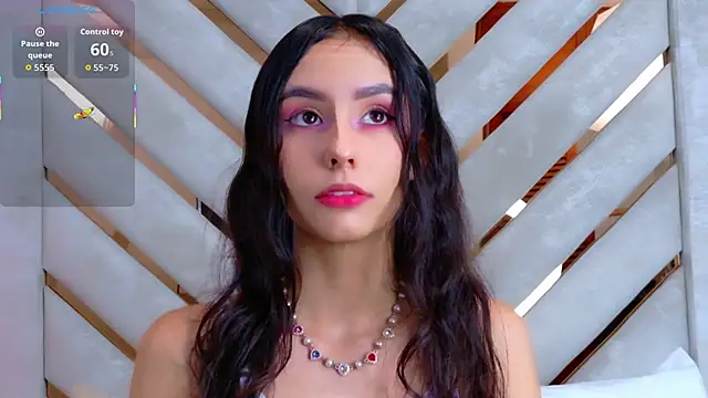 Sarah-Grace online show from October 2025 02:48:02 AM