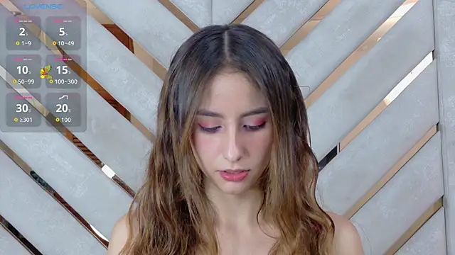 Sarah-Grace online show from April 2026 01:03:01 AM