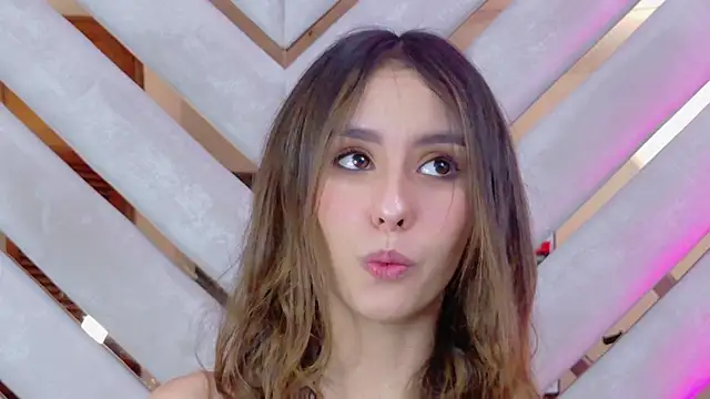 Sarah-Grace online show from April 2026 01:42:02 AM