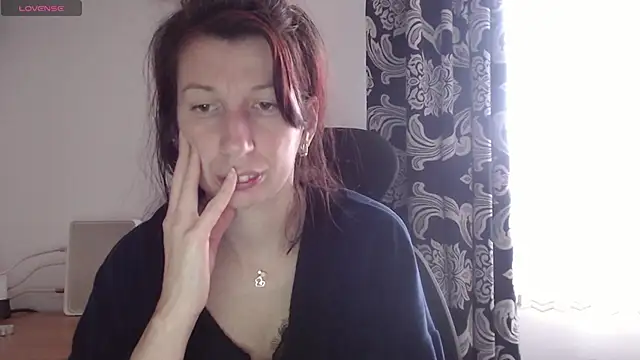 RosieHayes online show from November 2025 09:09:02 AM