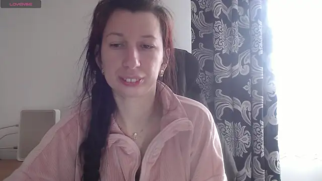 RosieHayes online show from November 2025 09:31:01 AM