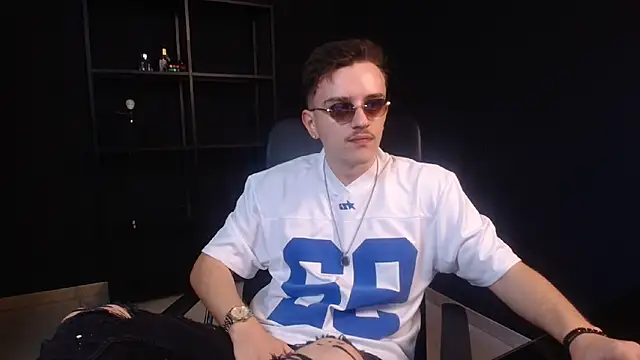 FelixStarkk online show from June 2026 04:39:01 AM