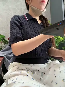 Linh 2004 online show from March 2026 05:10:02 AM