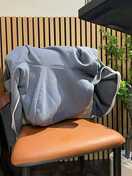 Linh 2004 online show from March 2026 08:26:33 AM