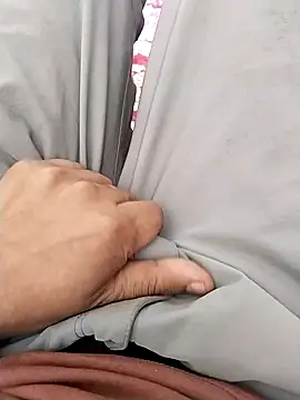 Snapshot of zorhotty chatting on November 2025 05:40:02 AM zorhotty online show from November 2025 05:40:02 AM