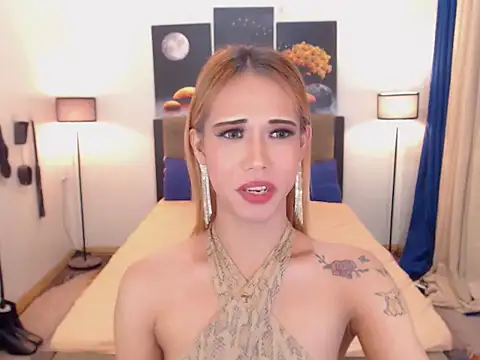 Snapshot of PreciousAmore chatting on November 2025 11:44:01 AM PreciousAmore online show from November 2025 11:44:01 AM