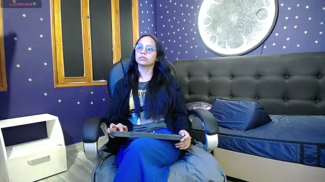 Snapshot of katalina07_1 chatting on June 2026 05:05:01 PM katalina07 1 online show from June 2026 05:05:01 PM