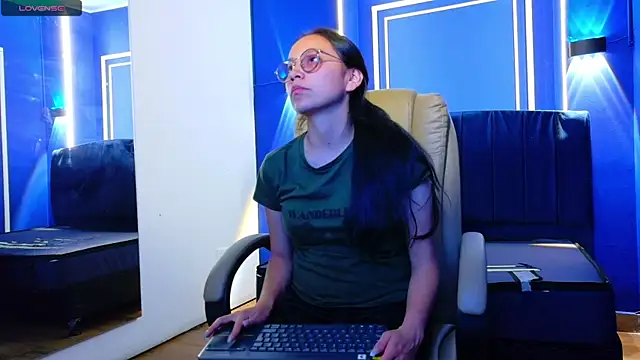 Snapshot of katalina07_1 chatting on June 2026 09:02:01 PM katalina07 1 online show from June 2026 09:02:01 PM