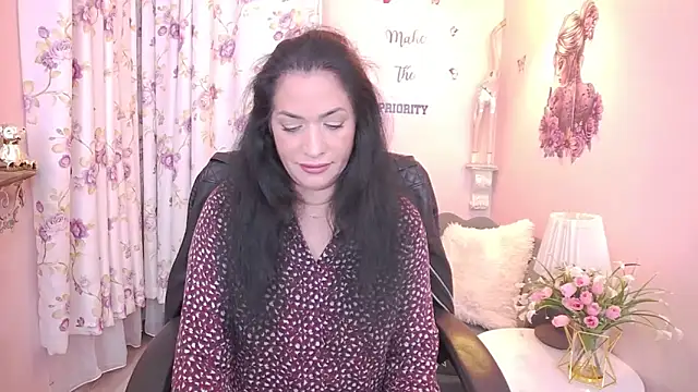 MyLovOne online show from April 2026 11:52:01 AM