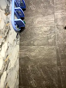 Snapshot of Linda_Bellucci chatting on December 2025 08:04:01 PM Linda Bellucci online show from December 2025 08:04:01 PM