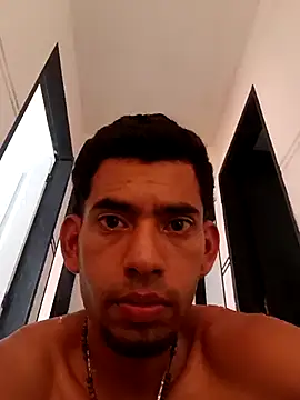 Negritohot2828 online show from October 2025 04:31:02 PM