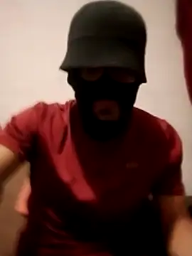 Golonzo1996 online show from December 2025 11:11:01 PM