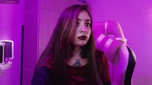 vainilla doll online show from December 2025 01:11:01 AM