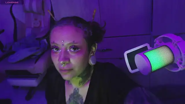 vainilla doll online show from February 2026 12:14:02 AM