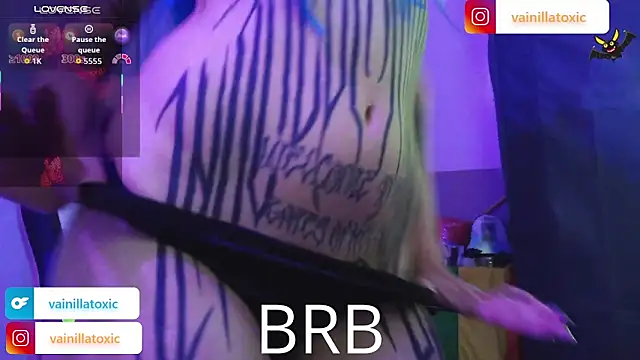 vainilla doll online show from March 2026 02:02:01 AM