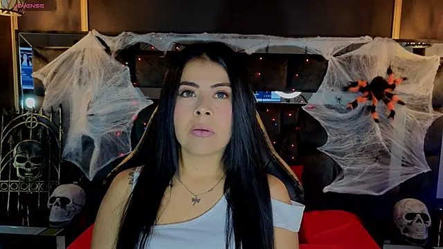 Aniajoness  online show from October 2025 01:28:01 AM