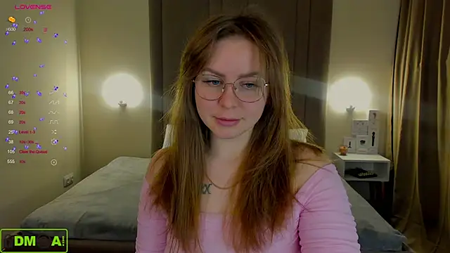 MikaBloom online show from November 2025 02:04:02 AM