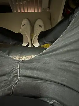 Snapshot of Ersin_meral chatting on September 2025 02:49:01 PM Ersin meral online show from September 2025 02:49:01 PM