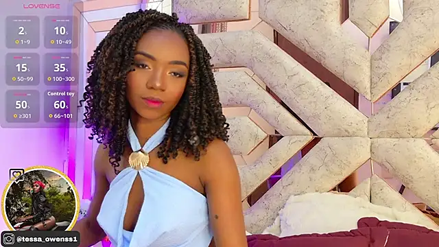 Tessa Owenss online show from November 2025 10:07:02 PM