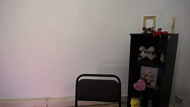 Katrin kiss  online show from February 2026 02:32:01 PM