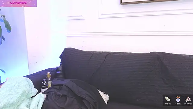 Daisy Price online show from February 2026 11:39:01 AM