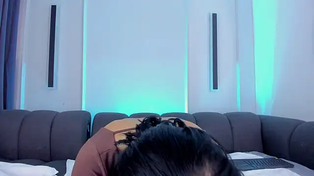 axaras online show from September 2025 12:39:01 PM