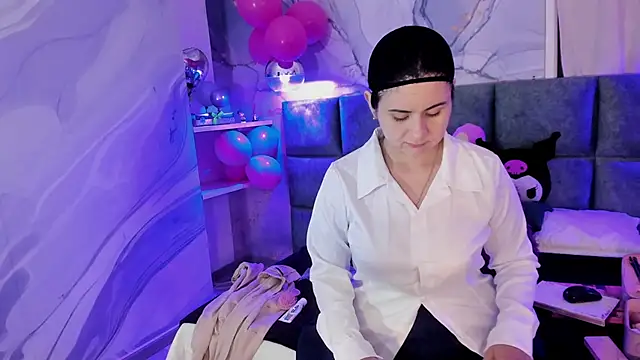 harimoon1 online show from September 2025 03:07:02 AM