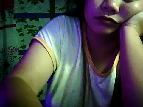 Snapshot of yuana25 chatting on October 2025 01:00:01 PM yuana25 online show from October 2025 01:00:01 PM