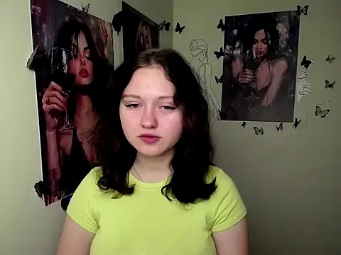 Snapshot of LadyAlice_ chatting on October 2025 06:20:02 AM LadyAlice online show from October 2025 06:20:02 AM