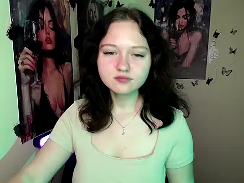 Snapshot of LadyAlice_ chatting on October 2025 06:12:01 AM LadyAlice online show from October 2025 06:12:01 AM