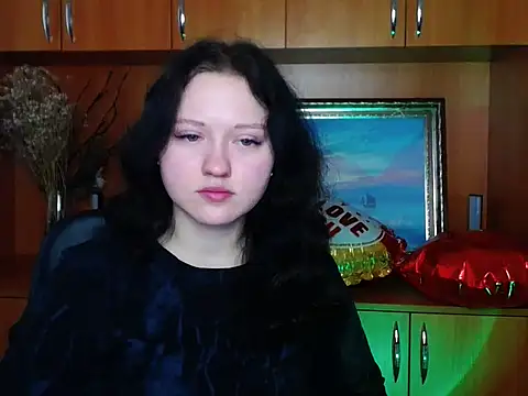 LadyAlice  online show from February 2026 07:04:02 AM