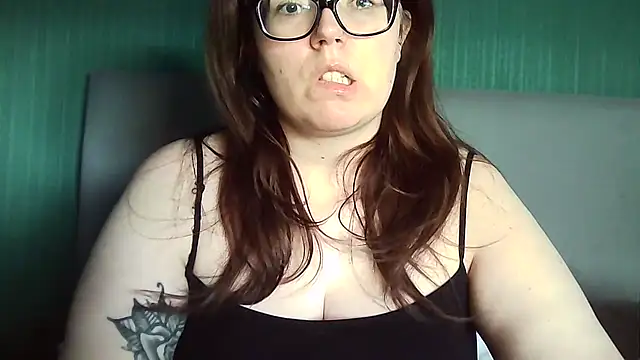 Curvy-BellaX online show from October 2025 03:20:02 PM