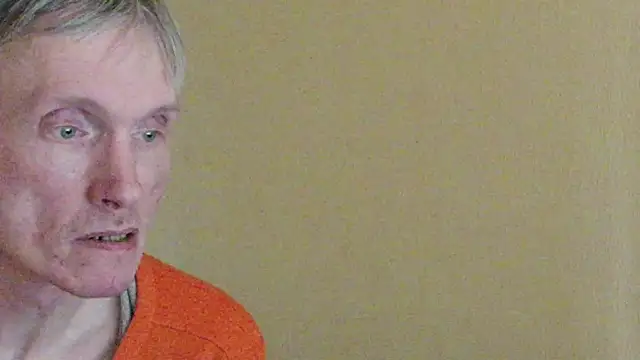 Snapshot of k74robert chatting on February 2026 09:35:02 AM k74robert online show from February 2026 09:35:02 AM