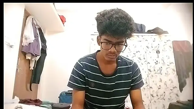 Snapshot of Rahulisagoodguy chatting on September 2025 06:25:02 AM Rahulisagoodguy online show from September 2025 06:25:02 AM