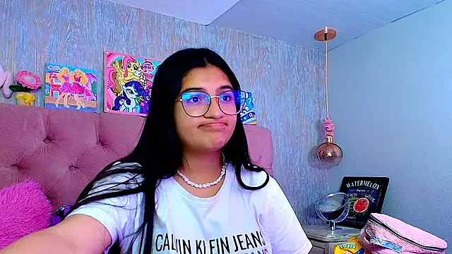 laurenelove online show from January 2026 04:39:02 AM