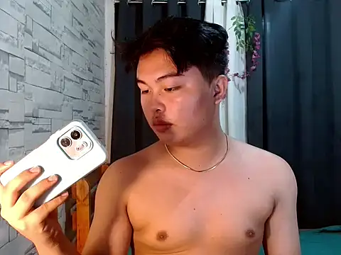 Snapshot of Lustfulljohnx chatting on February 2026 11:33:01 PM Lustfulljohnx online show from February 2026 11:33:01 PM