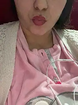 Snapshot of Roubi99six chatting on April 2026 08:17:01 PM Roubi99six online show from April 2026 08:17:01 PM