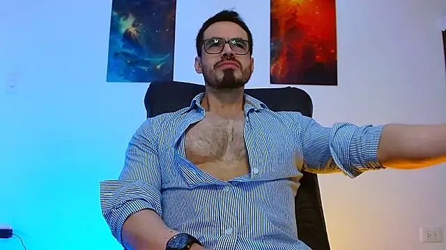 Axel Lover online show from October 2025 12:19:01 AM