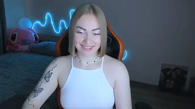 Snapshot of LaraKrein_lk chatting on March 2026 12:33:02 PM LaraKrein lk online show from March 2026 12:33:02 PM