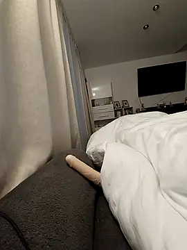 Snapshot of SexyJulia21 chatting on April 2026 06:41:01 AM SexyJulia21 online show from April 2026 06:41:01 AM