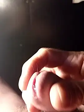 69dagosto online show from January 2026 07:06:02 PM