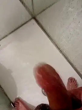 69dagosto online show from January 2026 05:50:01 PM