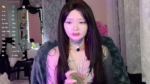 Lein Bone online show from April 2026 12:11:02 AM