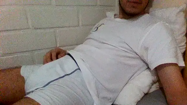 Snapshot of ProfeC4m chatting on September 2025 05:34:01 AM ProfeC4m online show from September 2025 05:34:01 AM