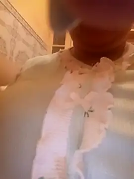 mayakhalyfaa online show from November 2025 12:02:02 AM