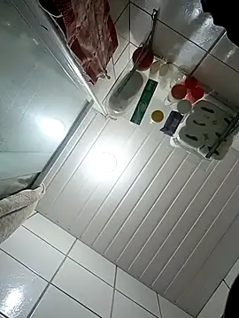 Crocante Hot online show from November 2025 02:52:02 PM