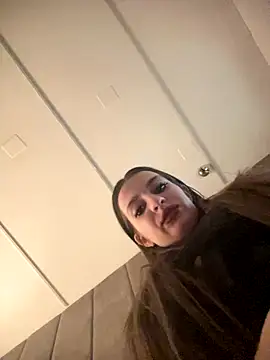 Anyssia online show from December 2025 03:01:02 AM