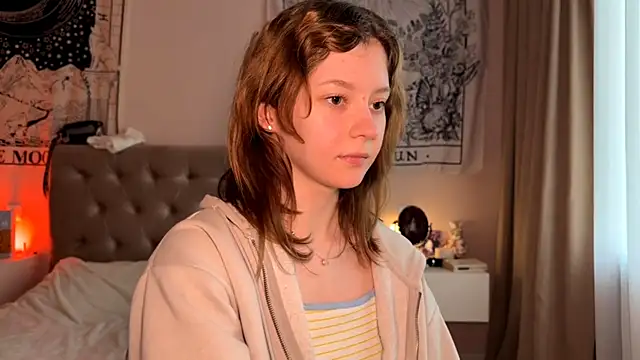 Snapshot of IrisPurrphy chatting on November 2025 01:35:02 PM IrisPurrphy online show from November 2025 01:35:02 PM