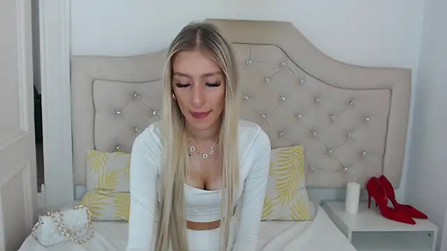 NatalieSensual online show from October 2025 07:27:01 AM